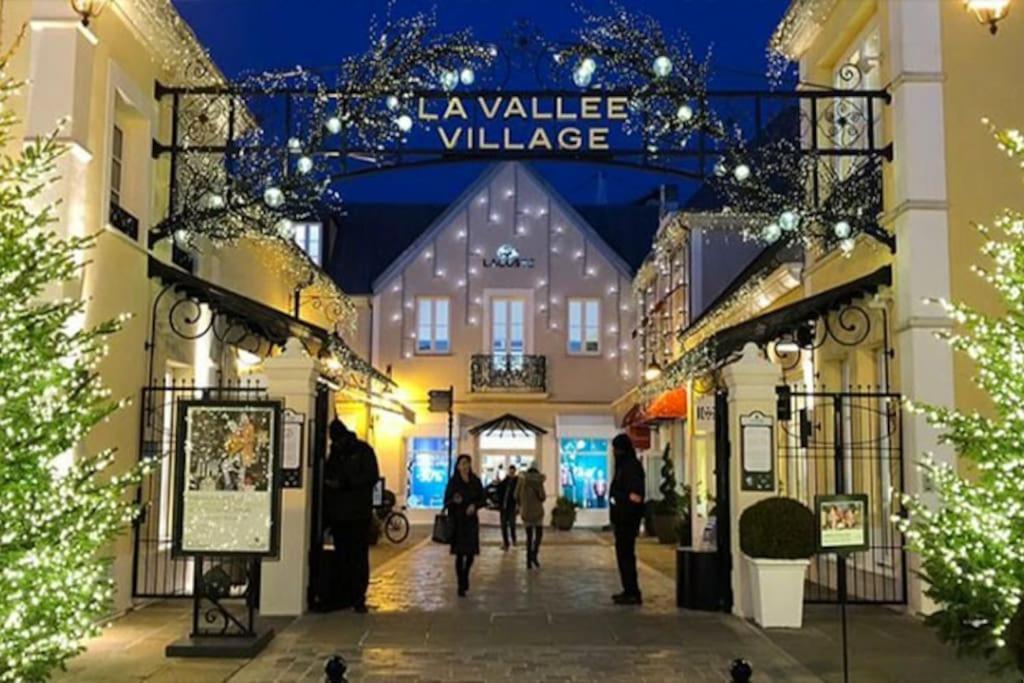 Apartment Sejour En Famille Ou Amis A Disneyland & Paris *